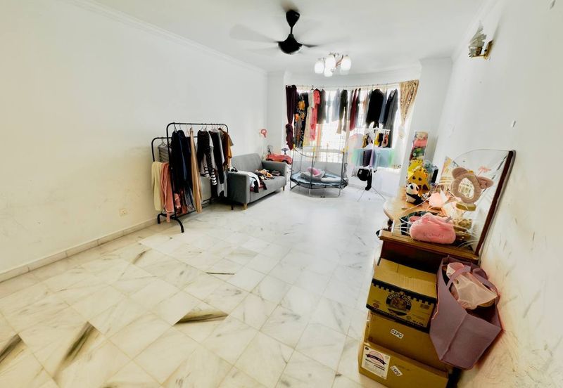 Endah Regal Condominium