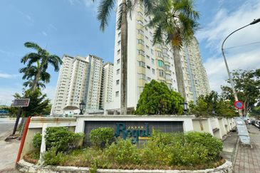 Endah Regal Condominium