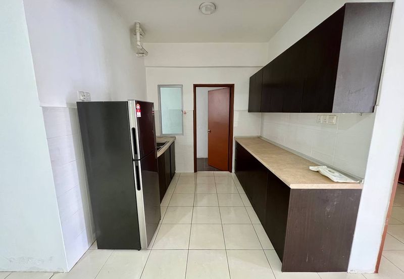 Green Suria Apartment