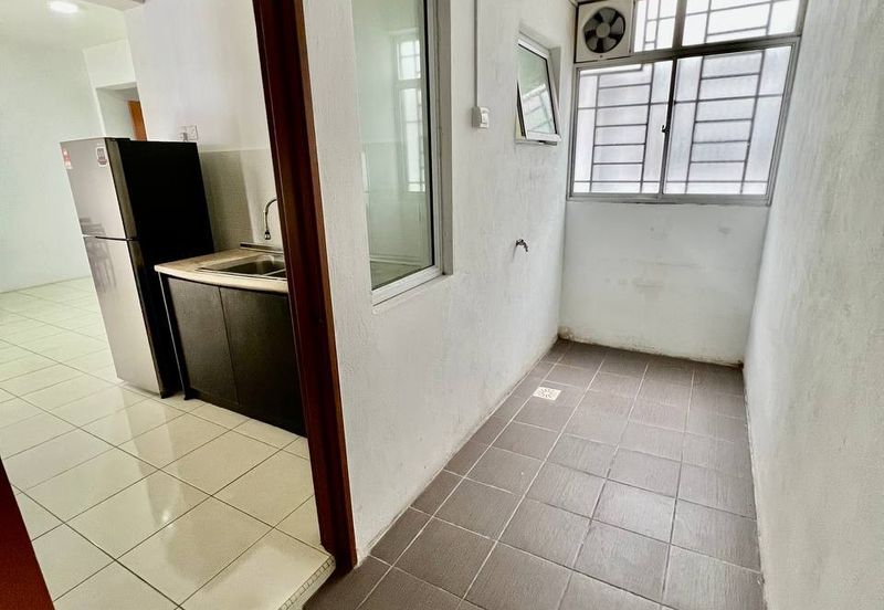 Green Suria Apartment