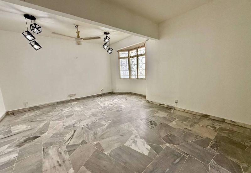 Subang Perdana Goodyear Court 10