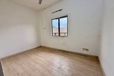 Subang Perdana Goodyear Court 10