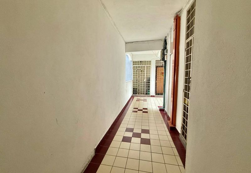 Subang Perdana Goodyear Court 10