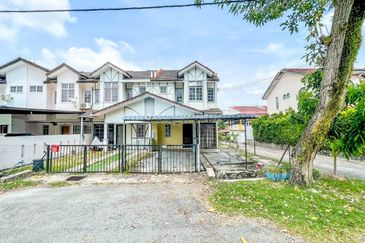 Lorong Cakera Purnama 12/13