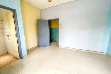 Lorong Cakera Purnama 12/13