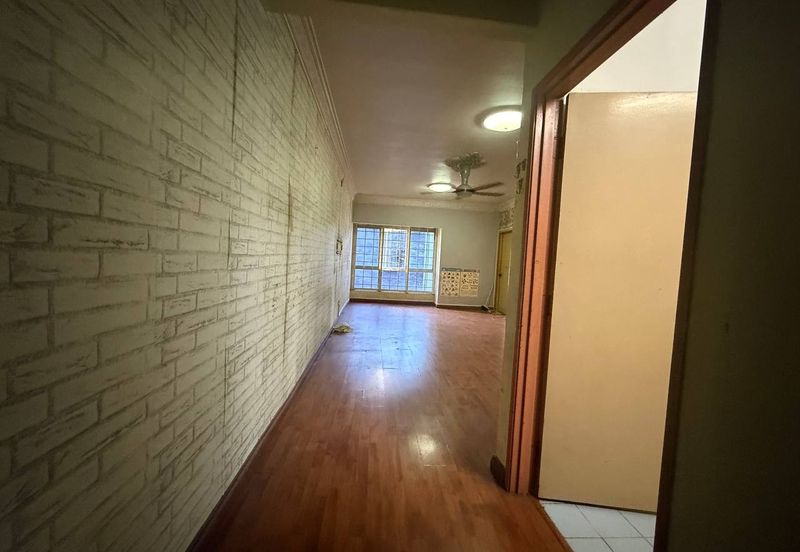 Pangsapuri Mawar Sari