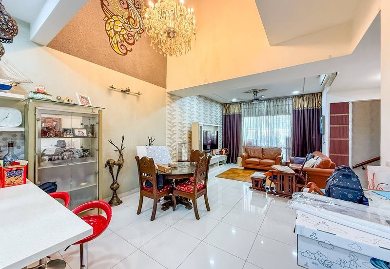 Parkfield Residences, Tropicana Heights