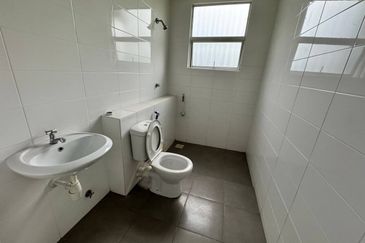 Bangi Avenue 3, Seksyen 7