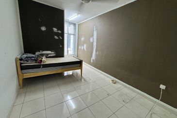 Bangi Avenue 3, Seksyen 7