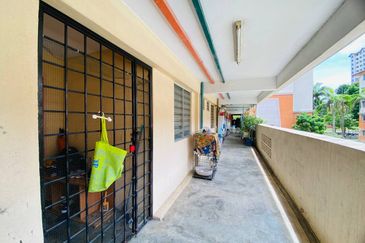 Pangsapuri Putra Damai