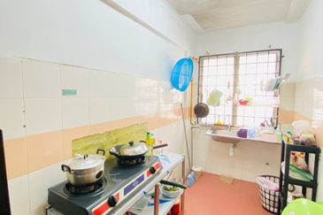 Pangsapuri Putra Damai