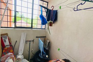 Pangsapuri Putra Damai