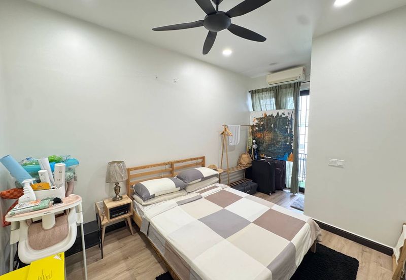 Elmina Green Three @ City of Elmina