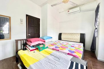 Lorong Cakera Purnama 12/13