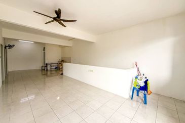 Taman Tasik Semenyih (Lake Residence)