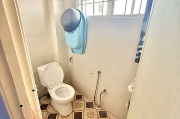 Persiaran Puncak Alam 1 