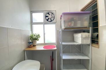 Apartment Teratai, Taman Sutera