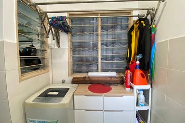 Apartment Teratai, Taman Sutera