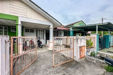 Lorong Mahkota Impian 2/22A