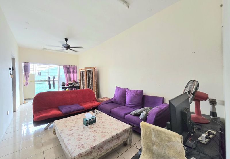 Residensi Bistaria, Ukay Bistari