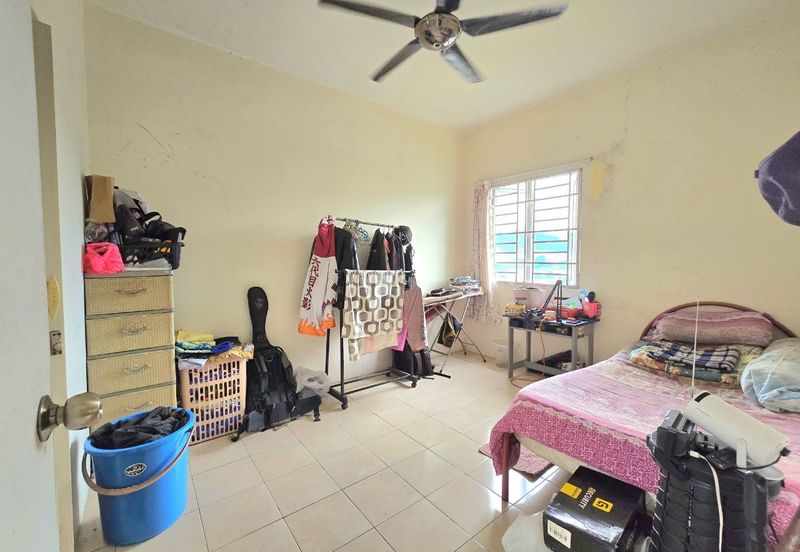 Residensi Bistaria, Ukay Bistari