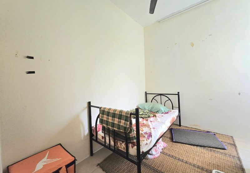 Residensi Bistaria, Ukay Bistari