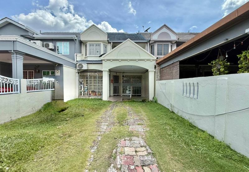 Bandar Tun Hussein Onn