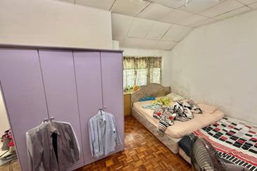 Bandar Tun Hussein Onn