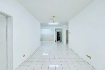 PV3 Platinum Hill Condominium