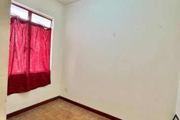 Pangsapuri Sri Raya, Ukay Perdana