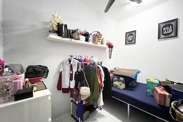 Lorong Az-Zaharah 10/20