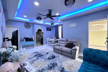 Lorong Az-Zaharah 10/20