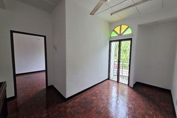 Taman Subang Indah PJS 10