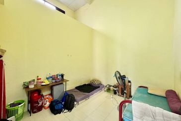 Taman Desa Bestari, Salak Tinggi