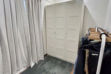 7 Tree Seven Residence