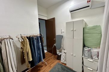 7 Tree Seven Residence