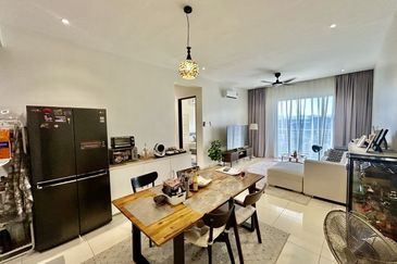 7 Tree Seven Residence