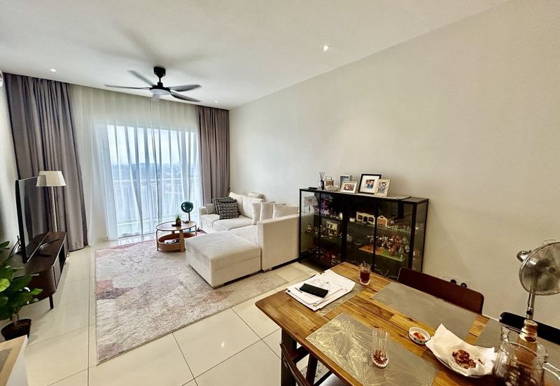 7 Tree Seven Residence