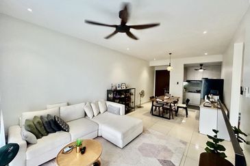 7 Tree Seven Residence