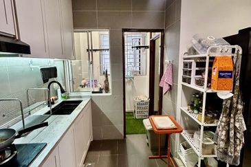 7 Tree Seven Residence