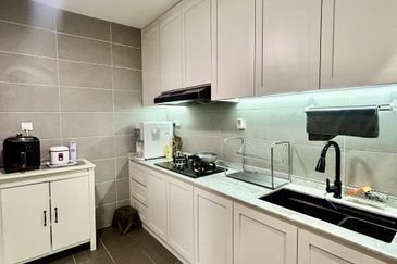 7 Tree Seven Residence