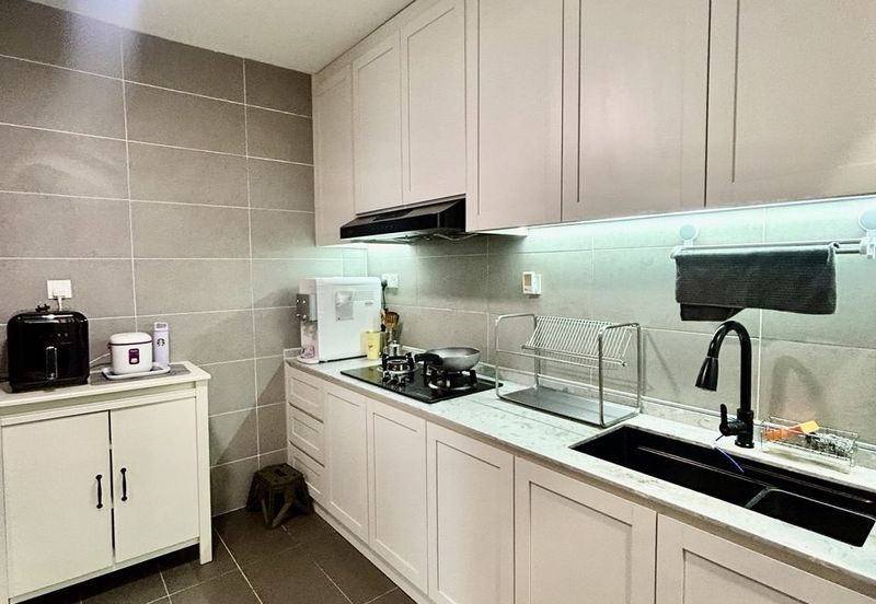 7 Tree Seven Residence