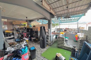 Lorong Mahkota Impian 2/22A