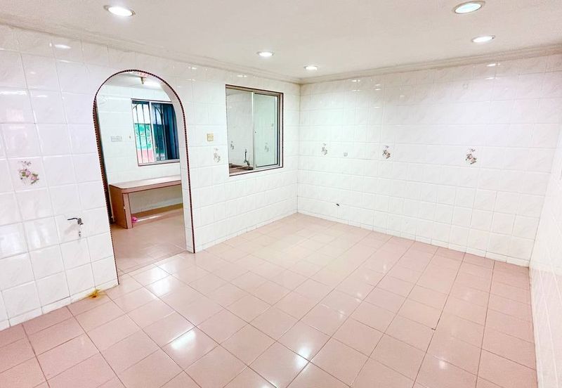 [Freehold] Double Storey Terrace Taman Industri Bolton Batu Caves