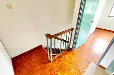 [Freehold] Double Storey Terrace Taman Industri Bolton Batu Caves