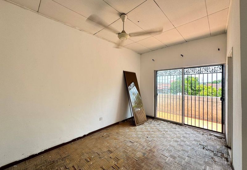 Taman Pinggiran Senawang