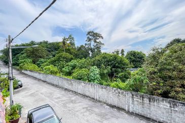 Taman Desa Saujana Langat