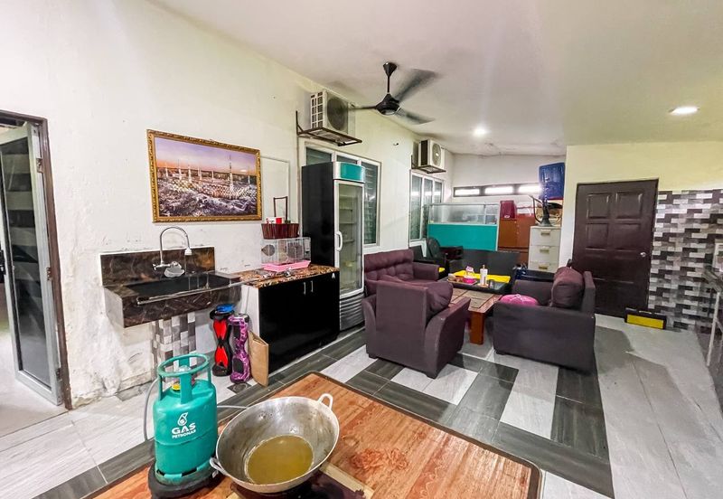 Taman Desa Saujana Langat