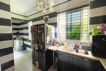 Taman Desa Saujana Langat