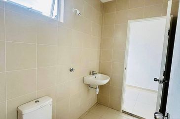 TIARA SENDAYAN (PRESINT 5)